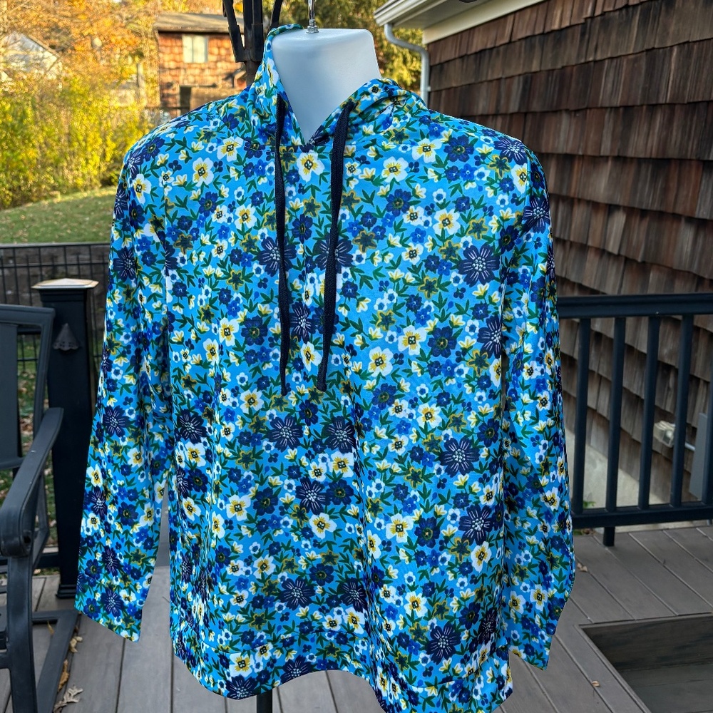 Country Store Floral Pull Over Hooded Shirt size Large